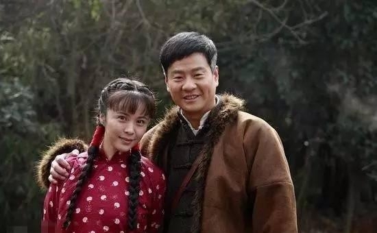 她在当红时与大21岁戏骨"老少恋" 如今嫁导演怀二胎