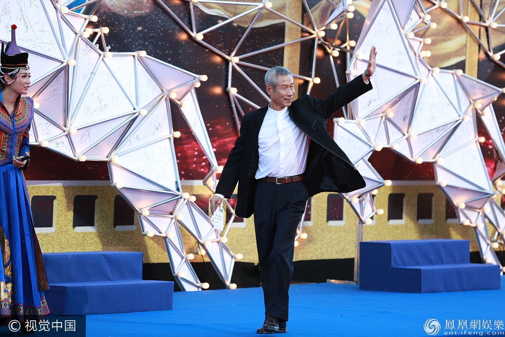 第31届金鸡奖红毯 宁静关晓彤卢靖姗等斗艳