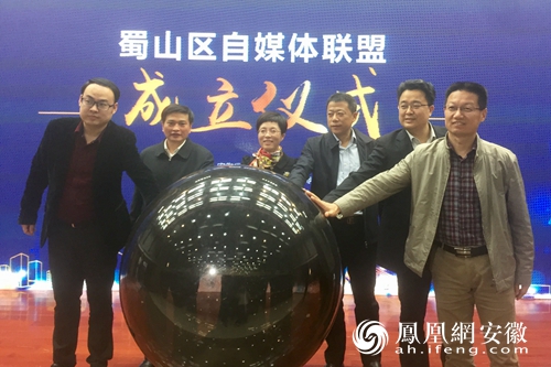 如何建立人设自媒体 578dd308e0d55f9_size154_w500_h333.jpg