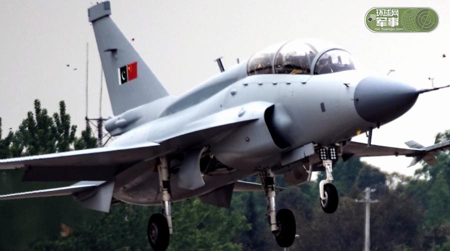 巴基斯坦曝光枭龙block3战机 歼31看后会心一笑