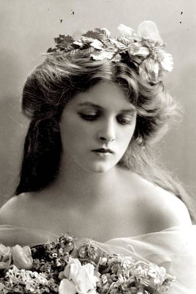 丽人榜:瞧瞧一百多年的美女标准