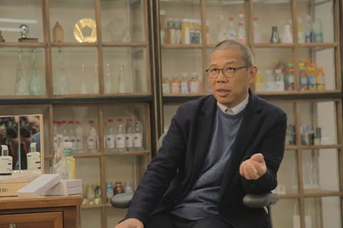 对话农夫山泉董事长钟睒睒:技术积累与创新是企业立身之本_手机凤凰网