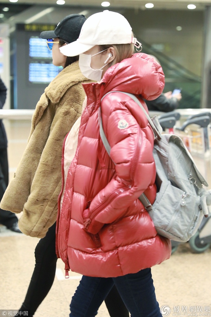 夜宿风波后 李小璐出门把自己穿成这样