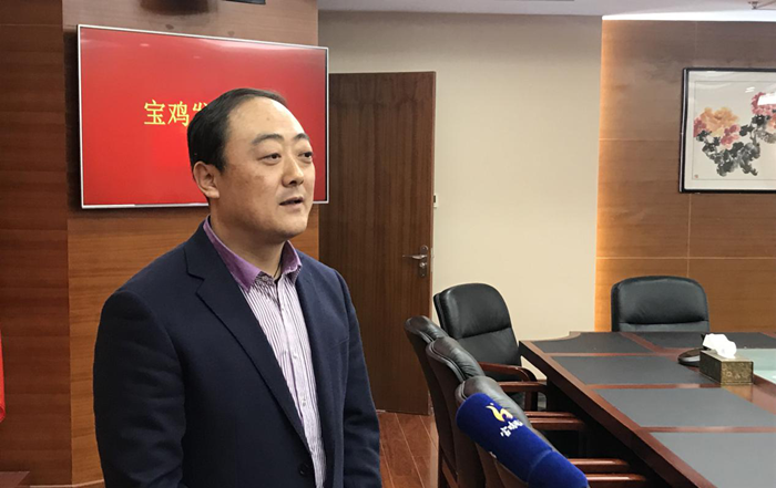 紧锣密鼓办大会全心全意谋发展访宝鸡发展大会综合处副处长王振峰