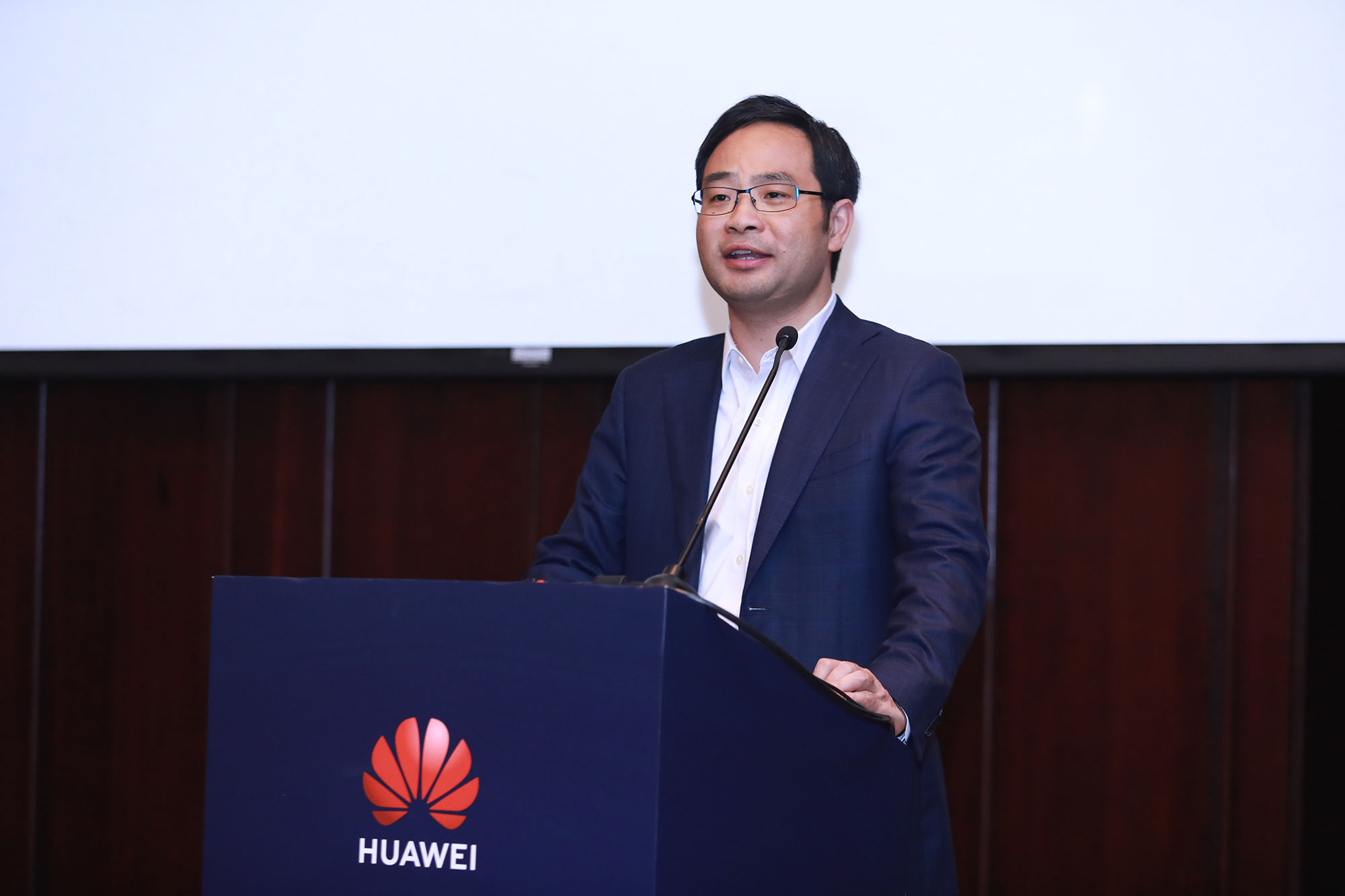 华为云总裁郑叶来:我们最不会做广告,只关心客户满不满意