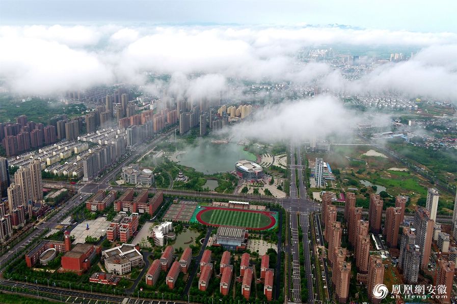 雨后流云惊现庐江县城