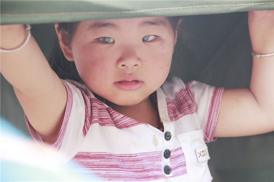 许昌4岁女孩罹患眼病近乎失明续普瑞眼科医院点亮希望之光