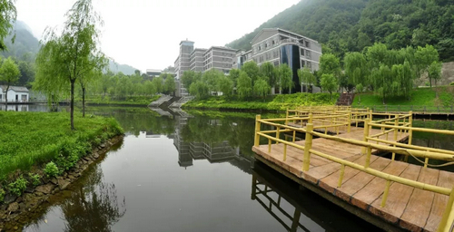 重渡沟水景大酒店图片