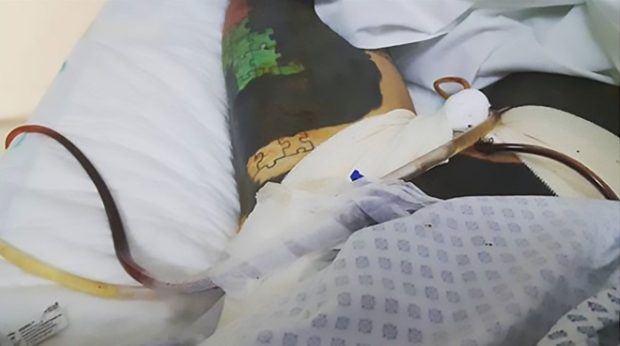 俄罗斯男子全身覆盖纹身为了好看欲挥刀自宫