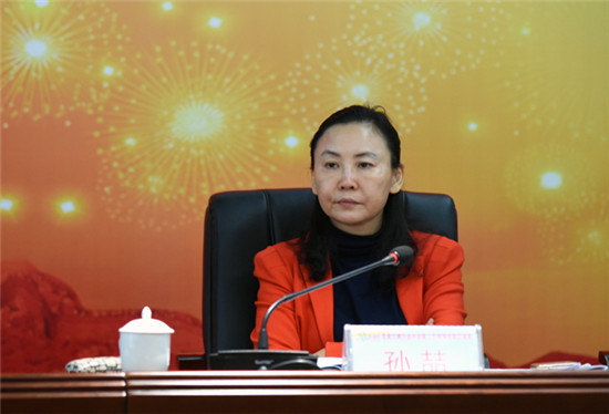 琼中县委书记孙喆:投入6亿元成功创建544个文明生态村_海南频道_凤凰