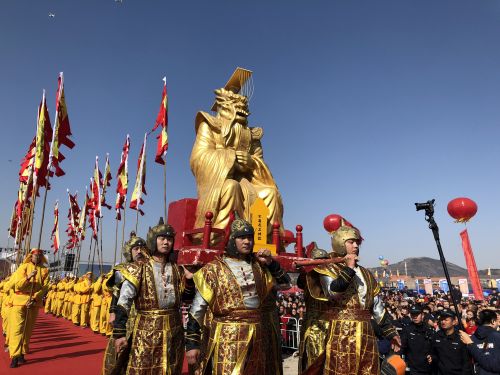 共赏民俗大戏!500年历史田横祭海节原味上演