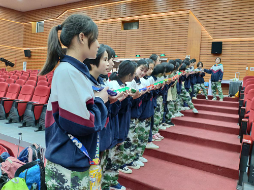 长沙市明德华兴中学初一年级开展2019年春季研学活动