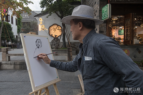 用漫画解读城市,他们为发掘南京之美提供新视角_手机凤凰网