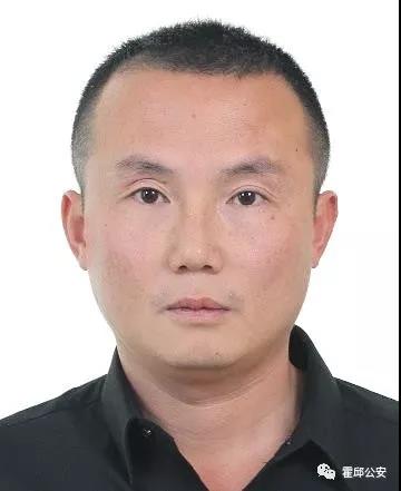 昨晚突发命案霍邱警方悬赏通告看到此人请立即报警
