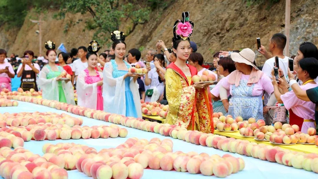 瑶池仙桃61天宫盛宴老君山万人仙境蟠桃宴火爆这个夏天