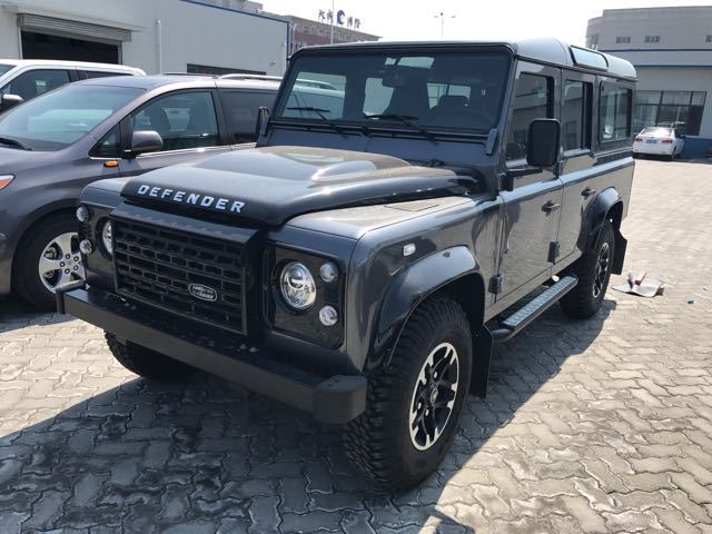 16款路虎卫士110adventure版硬派越野