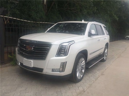 凯雷德17款短轴铂金顶配 女神昆凌同款