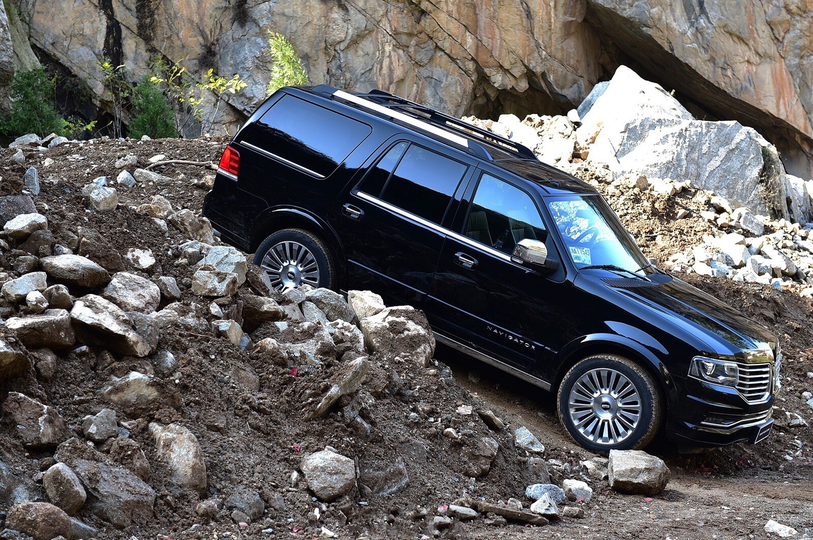 最具性价比的全尺寸越野车17林肯领航员特卖