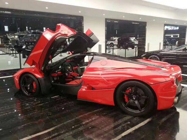 新款法拉利拉法laferrari