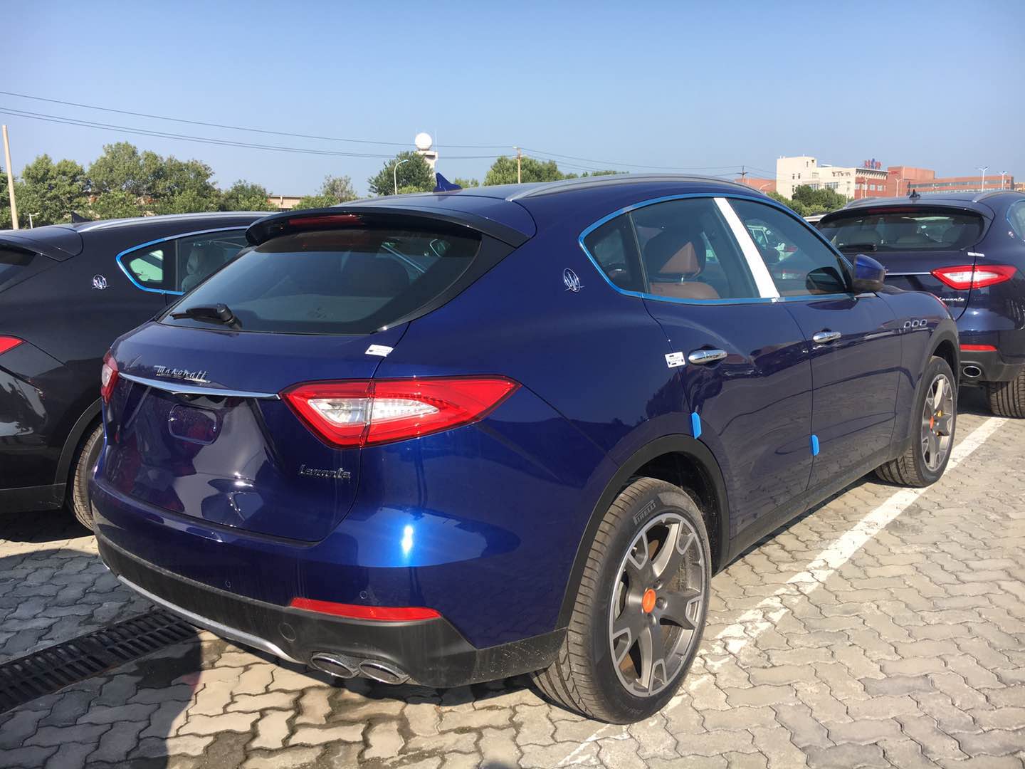 玛莎拉蒂levante贵族时尚拉风轿跑suv