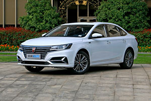 全新荣威i6 PLUS静态解析 堪比德系品质