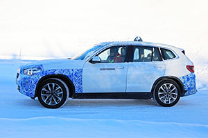 宝马iX3冬季测试谍照曝光 有望中国首发