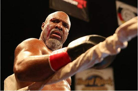 布里奇斯战迪米琴科为大卫海耶打垫赛