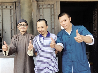 《火锅传奇》剧照,"小汤圆"饰演的五花肉和男一号陈二娃.