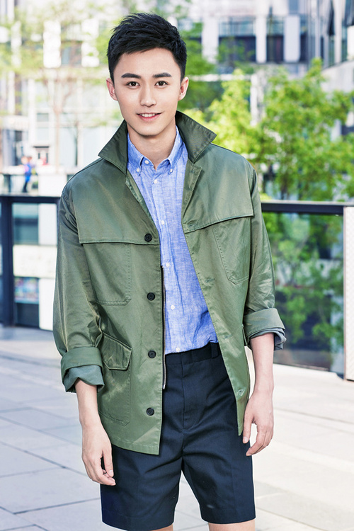 90后新人付嘉写真曝光造型时尚尽显俏皮帅气