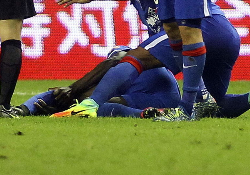 登巴巴断腿惨剧