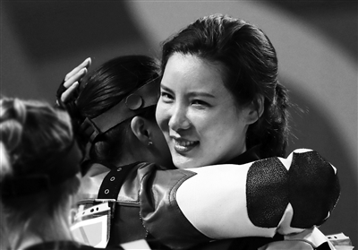 易思玲自曝赛前1天枪摔坏 杜丽:银牌已不可思议