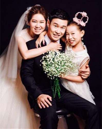 小沈阳女儿照片大曝光 天生就是这么有趣