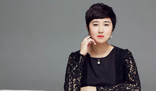 张纪中33岁女儿张语芯近照曝光 最新身份是副总裁