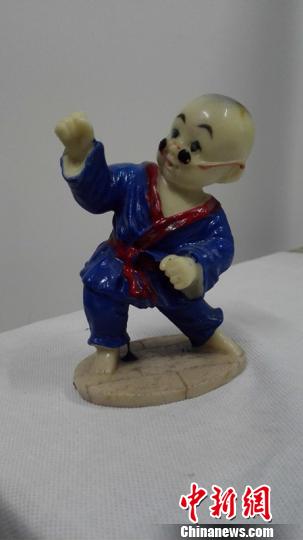 李顺确制作的卡通米塑作品 李顺确 摄