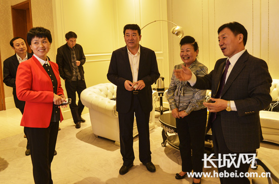 430余客商齐聚"水城迁安"共谋转型发展