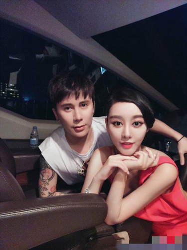 翻版范冰冰何承熹否认整容,并称与老公缘分已尽!