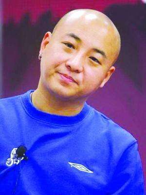 有哪些明星的发型万年不变?