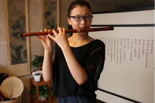 国乐人蔡蕾：立足笛箫普及 传承国粹精华_凤凰网