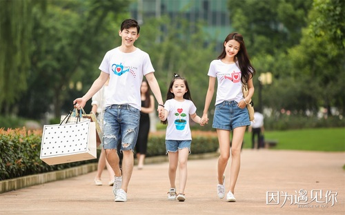 因为遇见你萌娃特辑孙怡邓伦帅爸靓妈上线