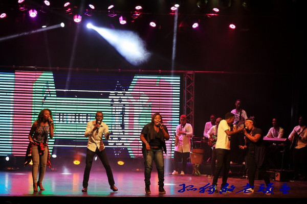 琵琶金蛇狂舞简谱_金蛇狂舞琵琶谱(3)