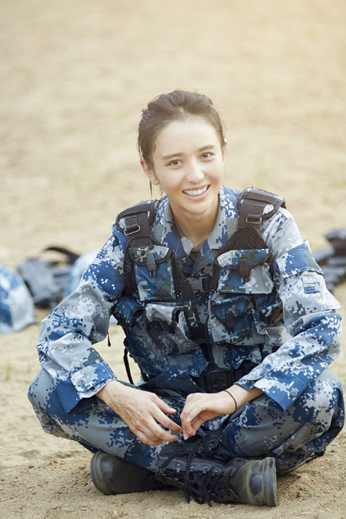 真男2收官佟丽娅泪别军营暖心前行更坚定