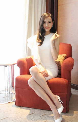 娱乐圈最美的八张坐姿露腿照陈乔恩第八赵丽颖第六