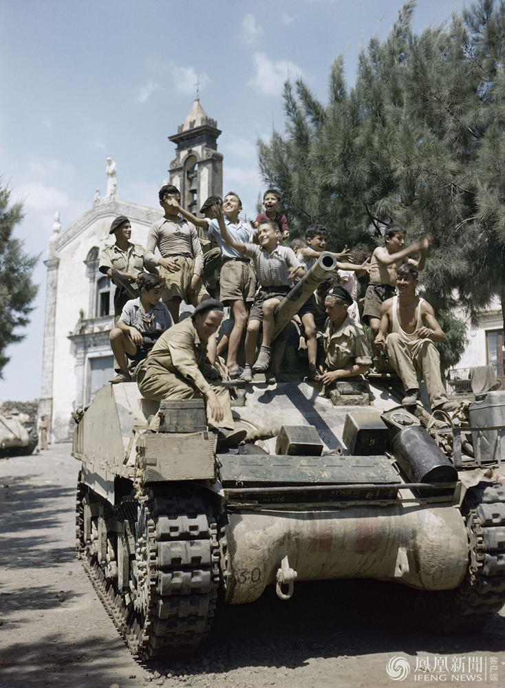 一组罕见的二战彩色照片