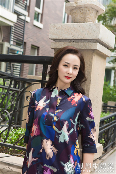 读心杀青陈依莎李小璐演母女爆笑开撕