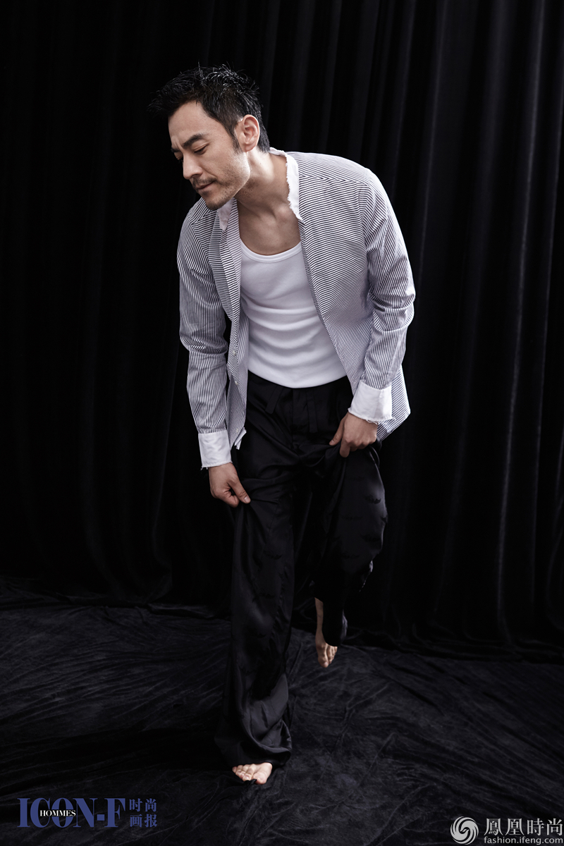 李光洁封面大片风格多变 完美诠释东方绅士魅力