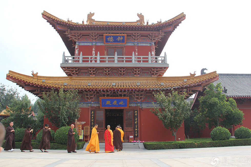 实拍:汶上宝相寺地藏菩萨祝圣法会