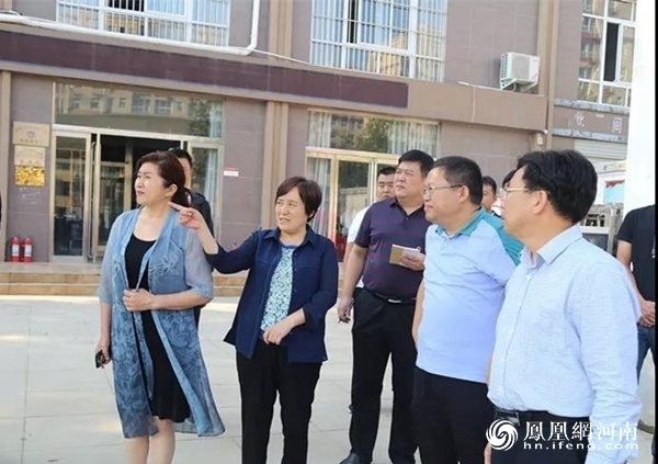 商丘市睢阳区区委常委纪委书记监察委主任张岩到宋城办事处检查指导