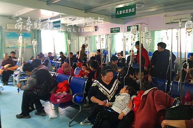 排队3小时看病5分钟 枣庄2000儿童才1个儿科医生