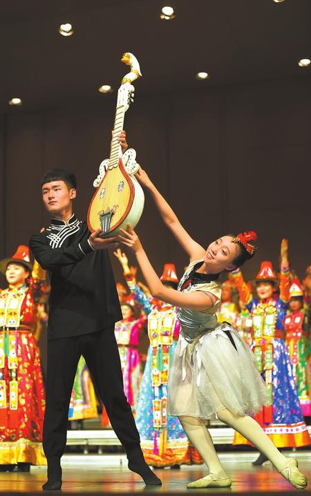 杨柱周 摄《天鹅琴》:跨界融合歌咏美丽传说