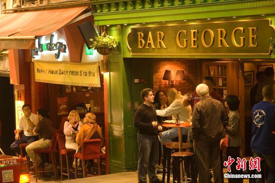 兰桂坊:香港酒吧街